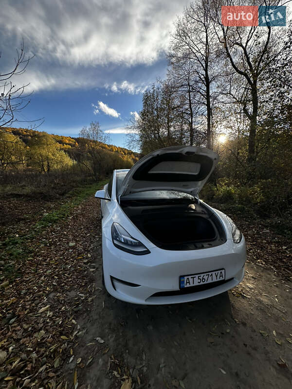 Внедорожник / Кроссовер Tesla Model Y 2022 в Богородчанах фото 8 Внедорожник / Кроссовер Tesla Model Y 2022 в Богородчанах