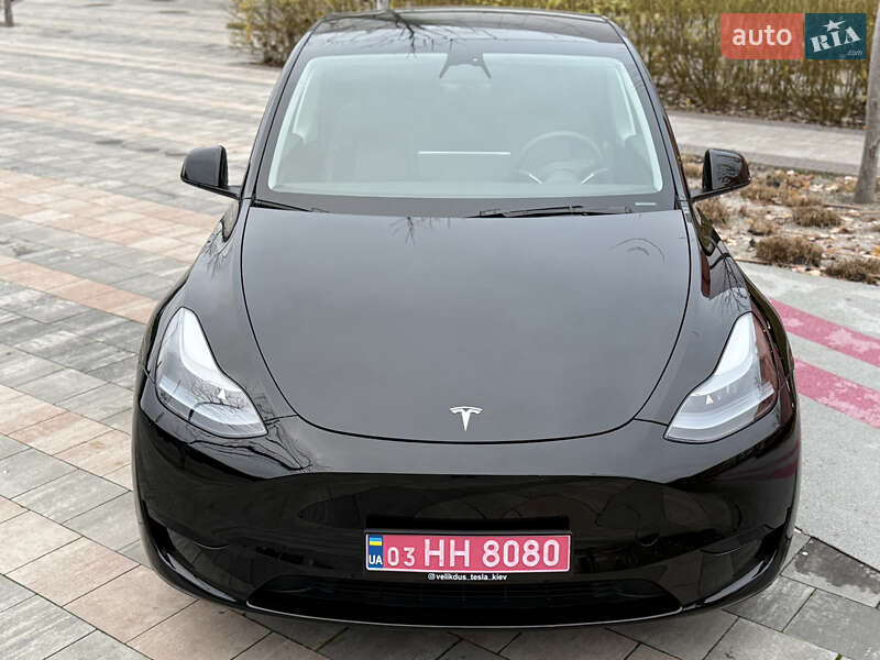 Внедорожник / Кроссовер Tesla Model Y 2024 в Киеве