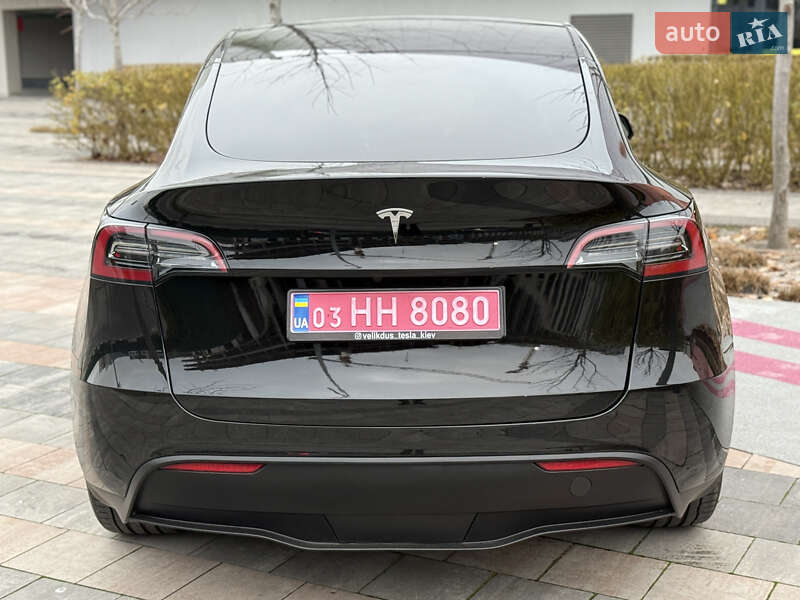 Внедорожник / Кроссовер Tesla Model Y 2024 в Киеве