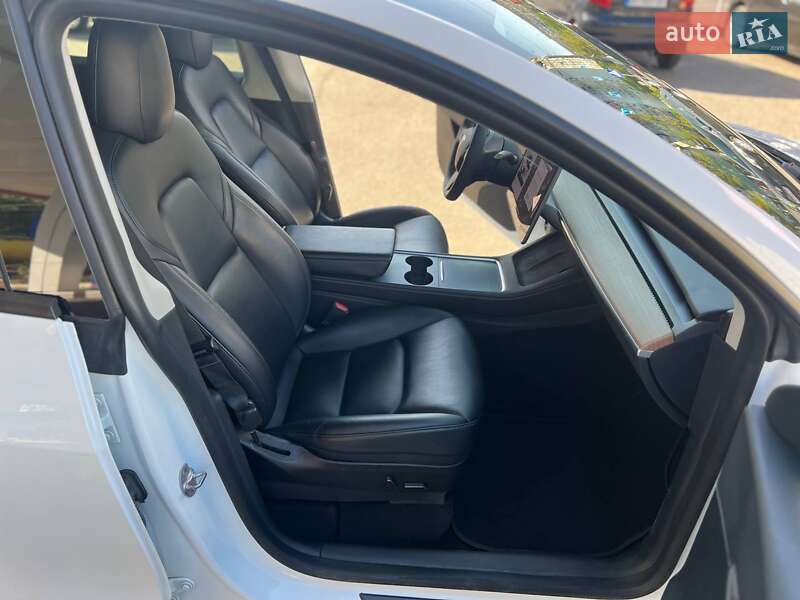 Позашляховик / Кросовер Tesla Model Y 2022 в Одесі