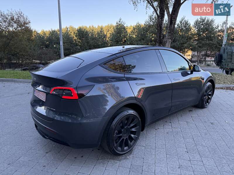 Внедорожник / Кроссовер Tesla Model Y 2022 в Львове