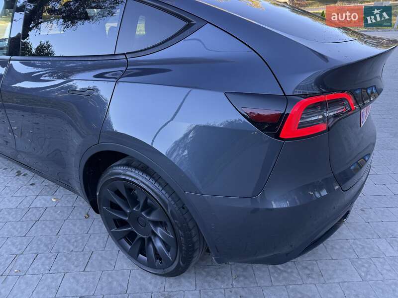 Внедорожник / Кроссовер Tesla Model Y 2022 в Львове