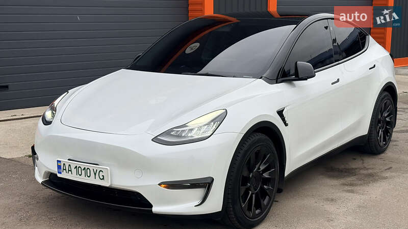 Tesla Model Y 2023 Tesla Model Y 2023