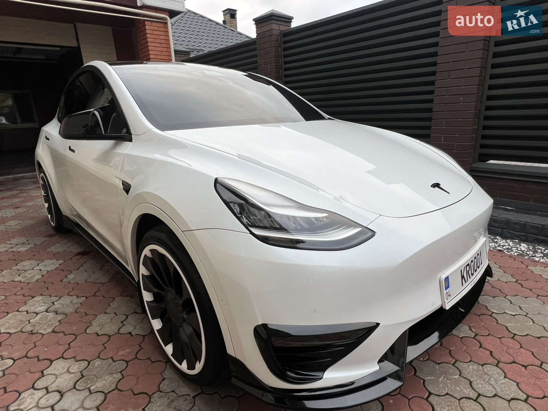 2020 Tesla Model Y - мініатюра 14