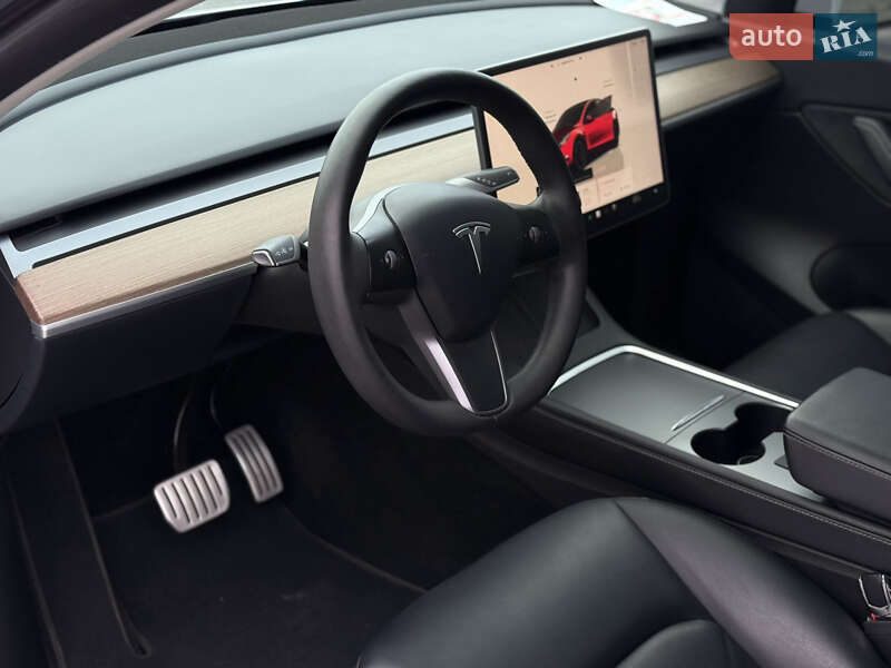 Позашляховик / Кросовер Tesla Model Y 2022 в Хмельницькому