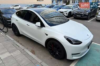 Внедорожник / Кроссовер Tesla Model Y 2022 в Киеве