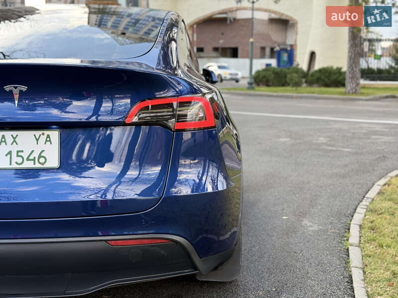 Внедорожник / Кроссовер Tesla Model Y 2023 в Харькове