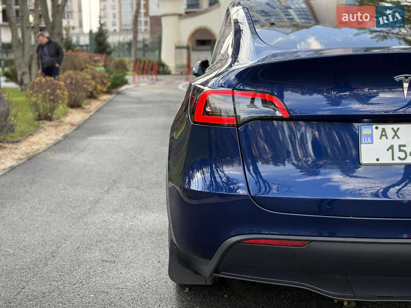 Внедорожник / Кроссовер Tesla Model Y 2023 в Харькове