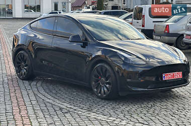 Внедорожник / Кроссовер Tesla Model Y 2022 в Луцке