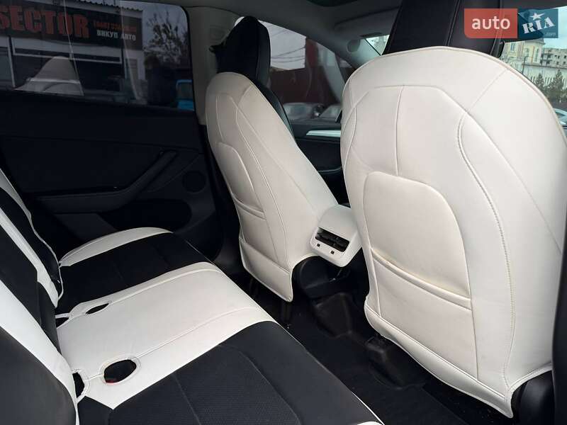 Внедорожник / Кроссовер Tesla Model Y 2023 в Харькове