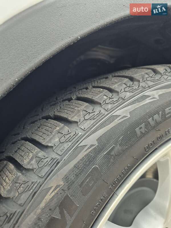 Внедорожник / Кроссовер Tesla Model Y 2024 в Кременчуге