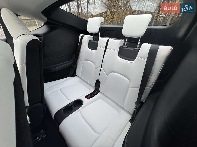 Внедорожник / Кроссовер Tesla Model Y 2024 в Харькове фото 15 Внедорожник / Кроссовер Tesla Model Y 2024 в Харькове