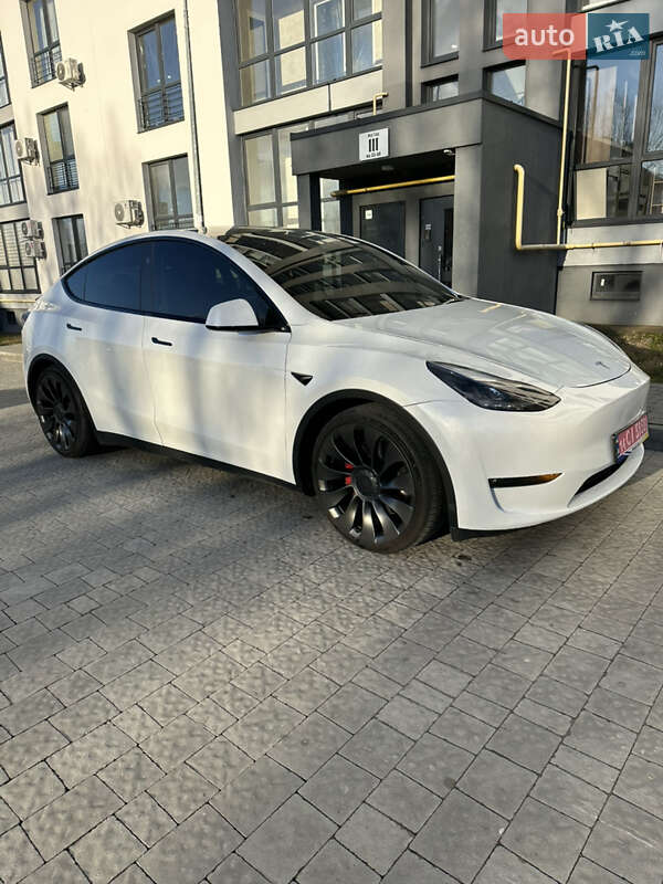 Позашляховик / Кросовер Tesla Model Y 2023 в Львові фото Позашляховик / Кросовер Tesla Model Y 2023 в Львові