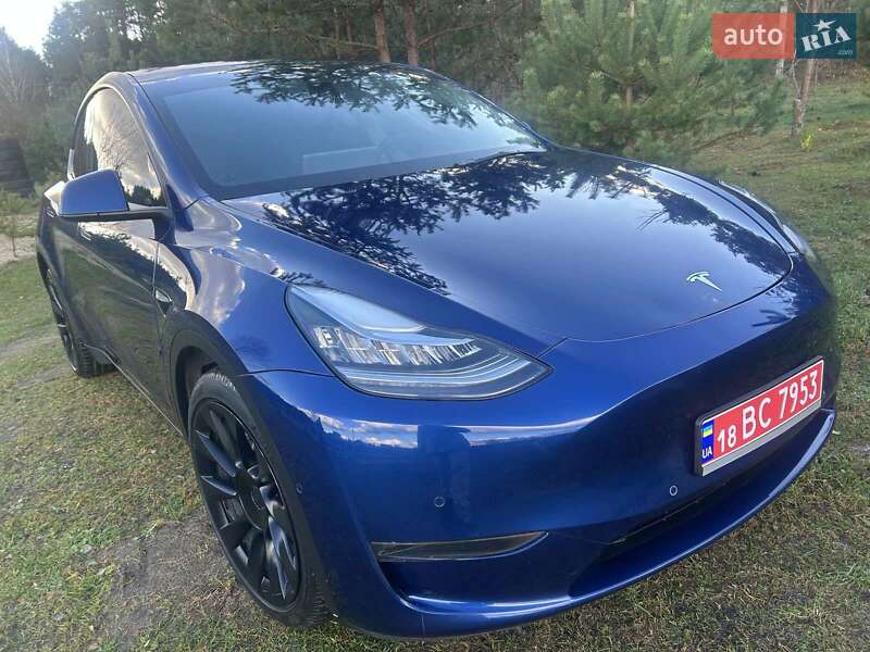 Позашляховик / Кросовер Tesla Model Y 2022 в Рівному
