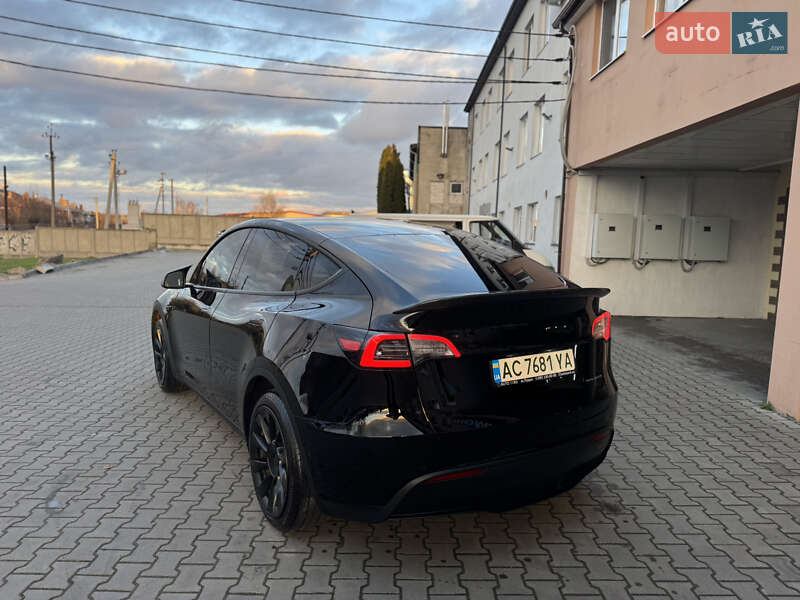 Внедорожник / Кроссовер Tesla Model Y 2020 в Луцке