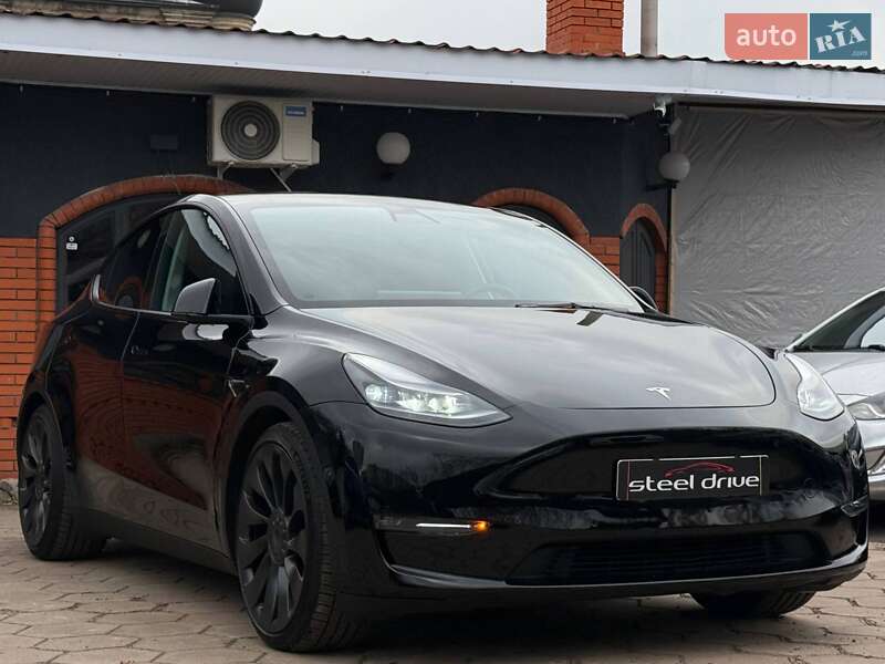 Позашляховик / Кросовер Tesla Model Y 2021 в Миколаєві