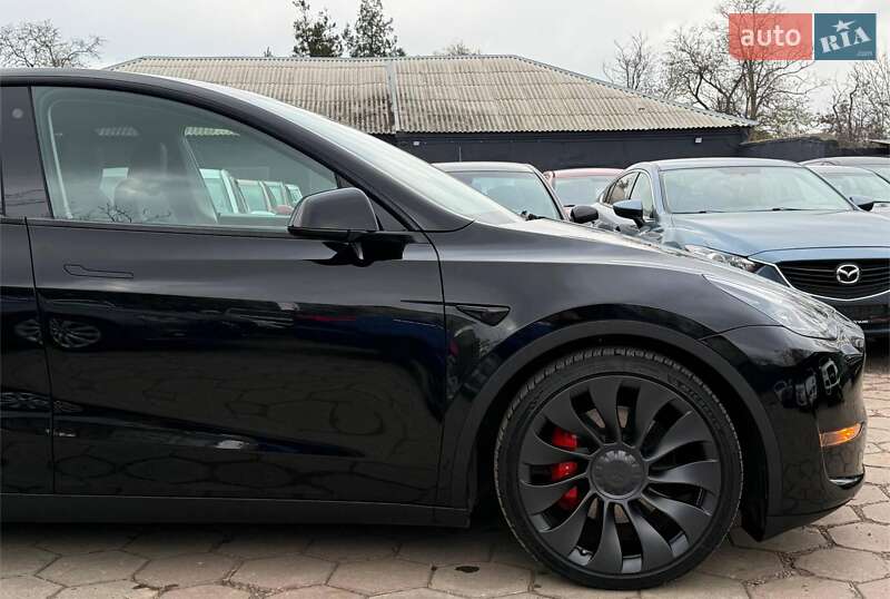 Позашляховик / Кросовер Tesla Model Y 2021 в Миколаєві