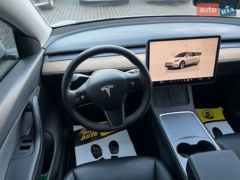 Внедорожник / Кроссовер Tesla Model Y 2022 в Ивано-Франковске