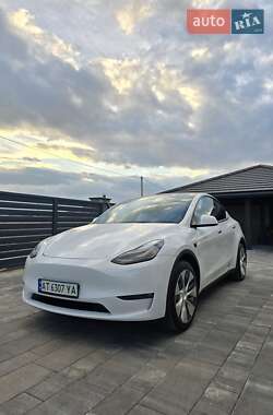 Внедорожник / Кроссовер Tesla Model Y 2023 в Ивано-Франковске