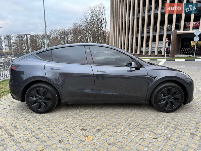 Внедорожник / Кроссовер Tesla Model Y 2024 в Харькове фото 6 Внедорожник / Кроссовер Tesla Model Y 2024 в Харькове