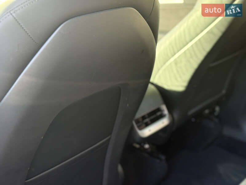 Позашляховик / Кросовер Tesla Model Y 2024 в Львові