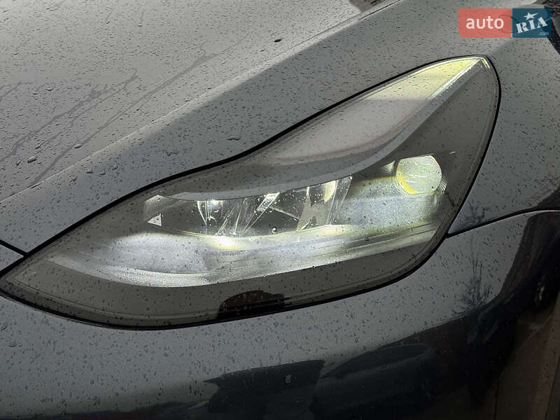 Внедорожник / Кроссовер Tesla Model Y 2021 в Харькове