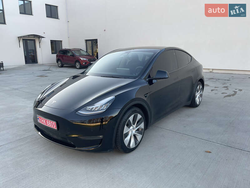 Позашляховик / Кросовер Tesla Model Y 2021 в Луцьку
