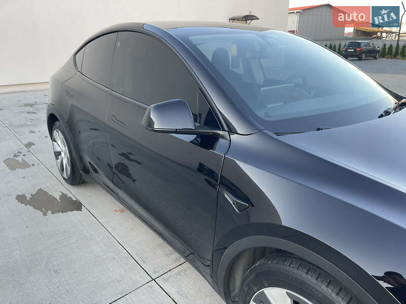 Позашляховик / Кросовер Tesla Model Y 2021 в Луцьку
