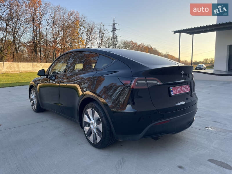 Позашляховик / Кросовер Tesla Model Y 2021 в Луцьку