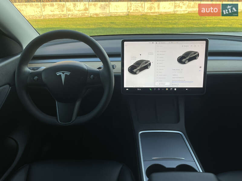 Позашляховик / Кросовер Tesla Model Y 2021 в Луцьку
