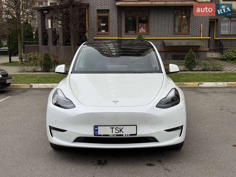 Позашляховик / Кросовер Tesla Model Y 2022 в Києві