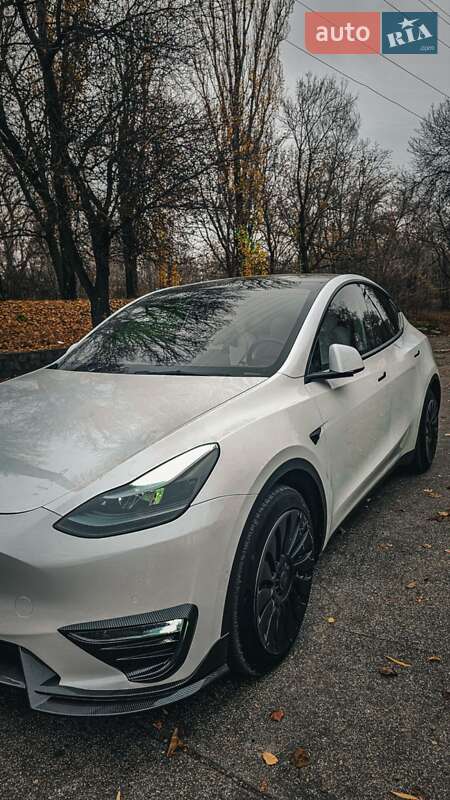 Tesla Model Y 2022 Tesla Model Y 2022