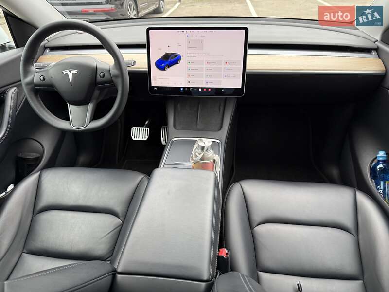 Позашляховик / Кросовер Tesla Model Y 2021 в Києві
