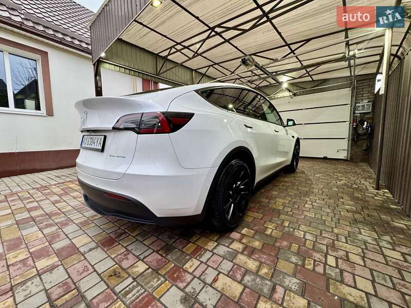Позашляховик / Кросовер Tesla Model Y 2022 в Харкові