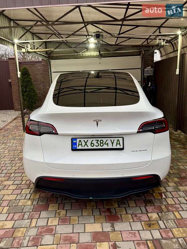 Позашляховик / Кросовер Tesla Model Y 2022 в Харкові