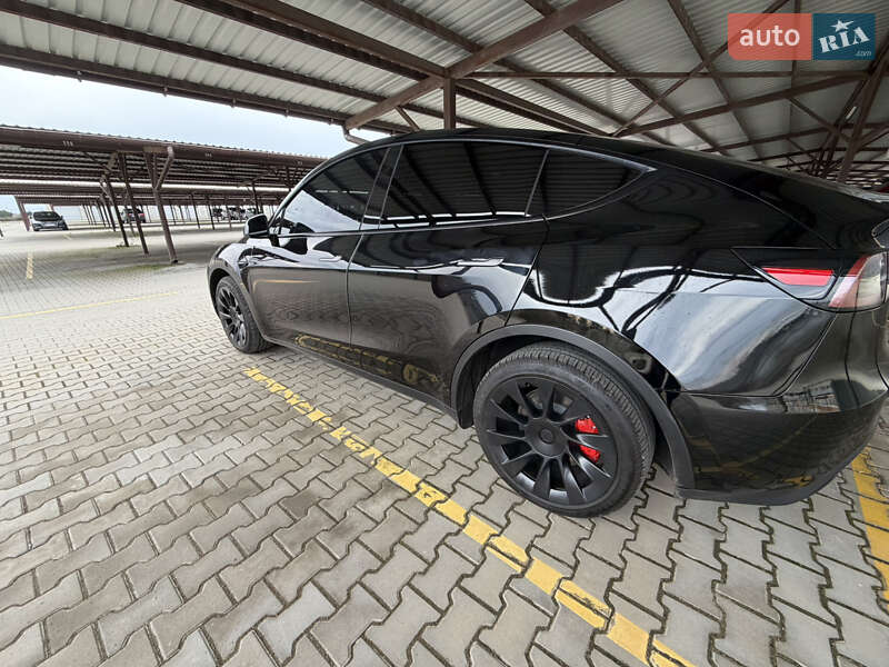 Позашляховик / Кросовер Tesla Model Y 2024 в Чорноморську