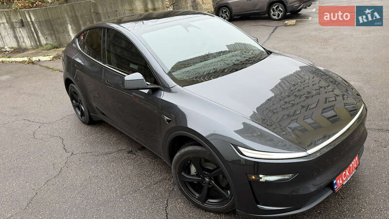 Внедорожник / Кроссовер Tesla Model Y 2025 в Киеве фото 6 Внедорожник / Кроссовер Tesla Model Y 2025 в Киеве