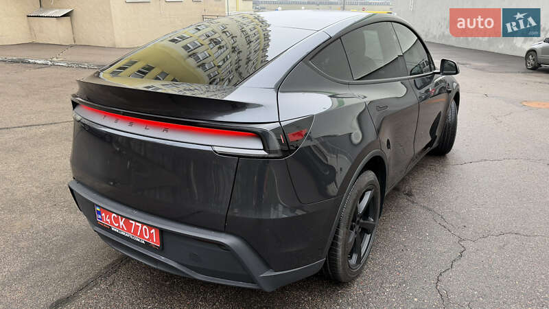 Внедорожник / Кроссовер Tesla Model Y 2025 в Киеве фото 9 Внедорожник / Кроссовер Tesla Model Y 2025 в Киеве