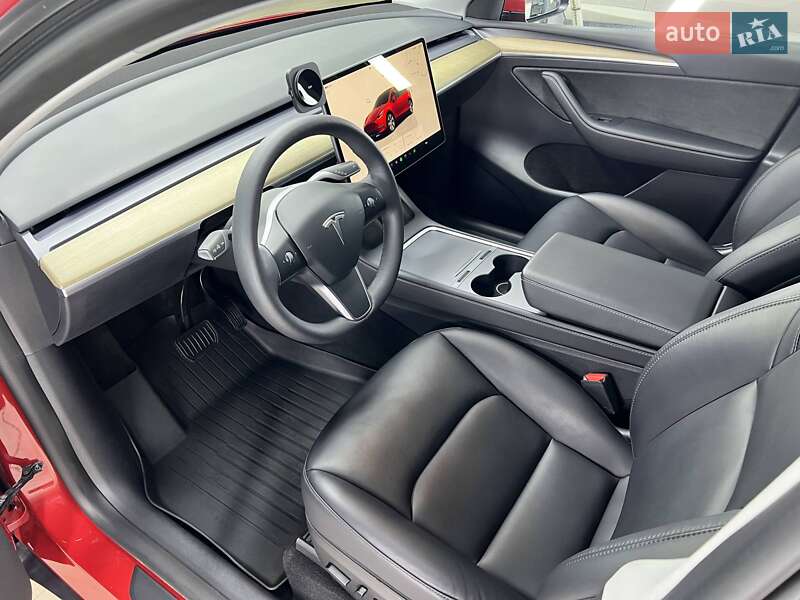 Внедорожник / Кроссовер Tesla Model Y 2022 в Киеве