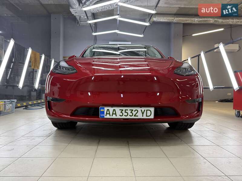 Внедорожник / Кроссовер Tesla Model Y 2022 в Киеве