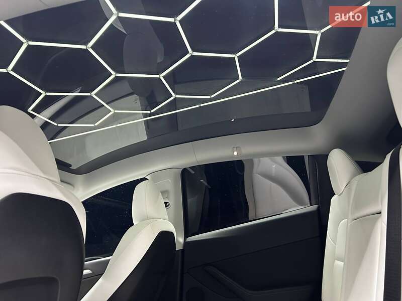 Внедорожник / Кроссовер Tesla Model Y 2023 в Черновцах фото 17 Внедорожник / Кроссовер Tesla Model Y 2023 в Черновцах