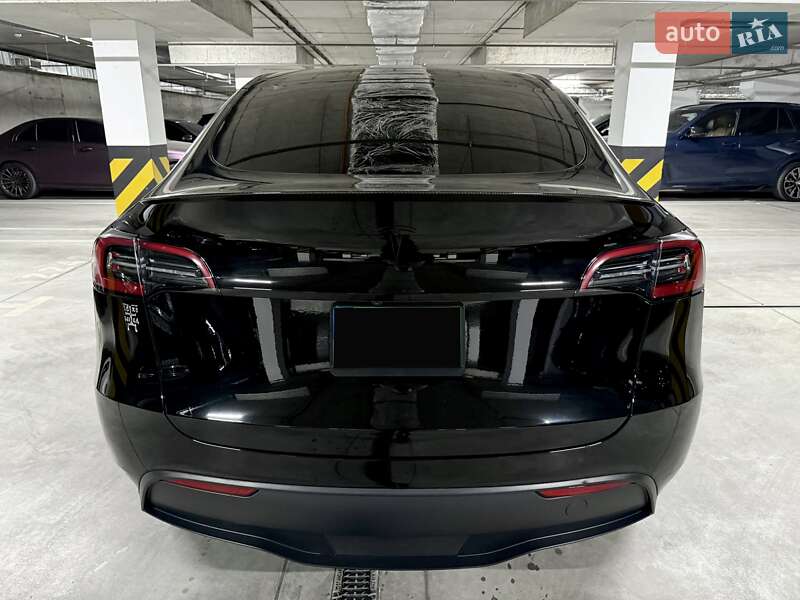 Внедорожник / Кроссовер Tesla Model Y 2023 в Днепре