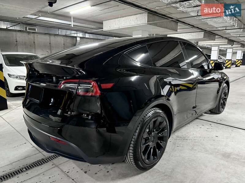 Внедорожник / Кроссовер Tesla Model Y 2023 в Днепре