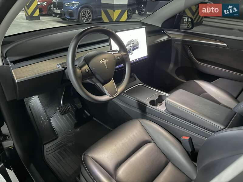 Внедорожник / Кроссовер Tesla Model Y 2023 в Днепре