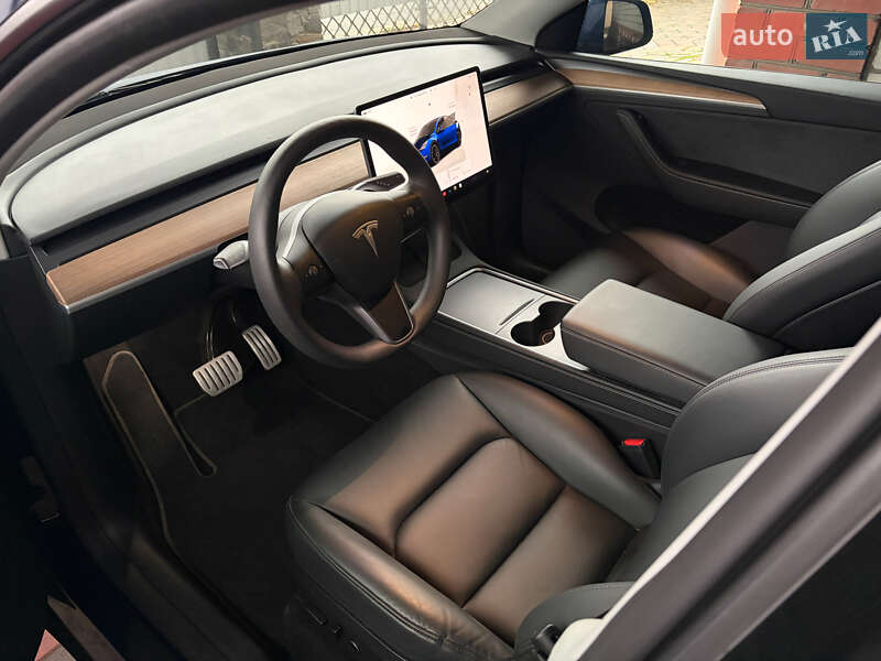 Позашляховик / Кросовер Tesla Model Y 2024 в Звягелі