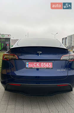 Внедорожник / Кроссовер Tesla Model Y 2023 в Львове