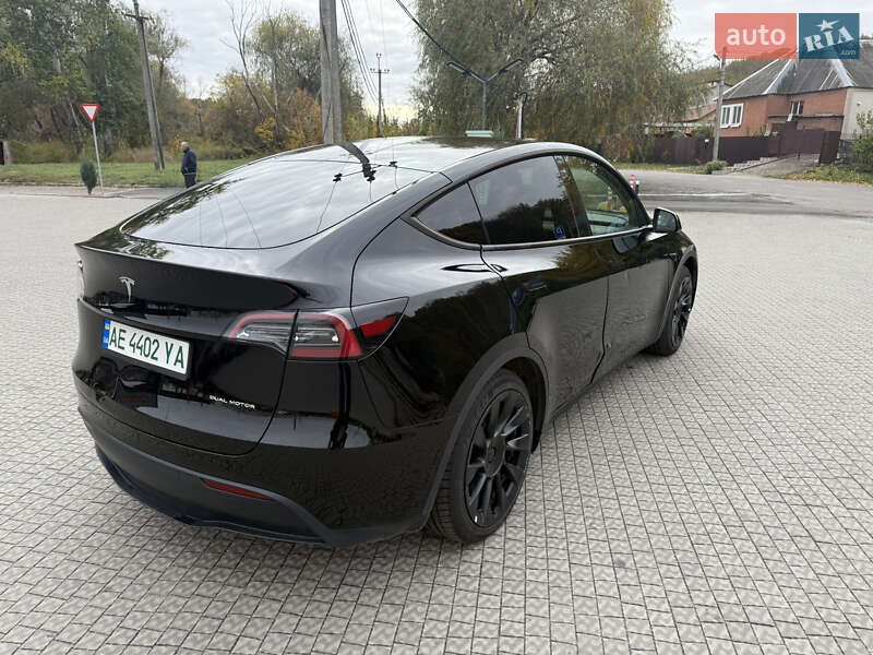 Позашляховик / Кросовер Tesla Model Y 2023 в Полтаві