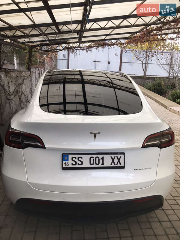 Позашляховик / Кросовер Tesla Model Y 2021 в Одесі
