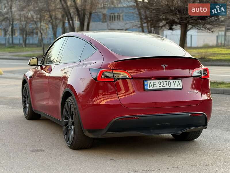 Позашляховик / Кросовер Tesla Model Y 2023 в Дніпрі фото 9 Позашляховик / Кросовер Tesla Model Y 2023 в Дніпрі