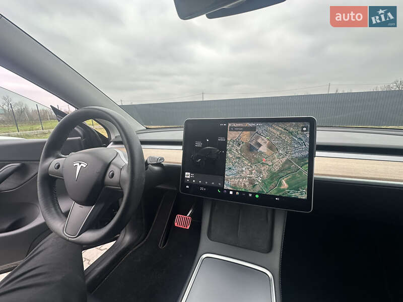 Внедорожник / Кроссовер Tesla Model Y 2021 в Киеве